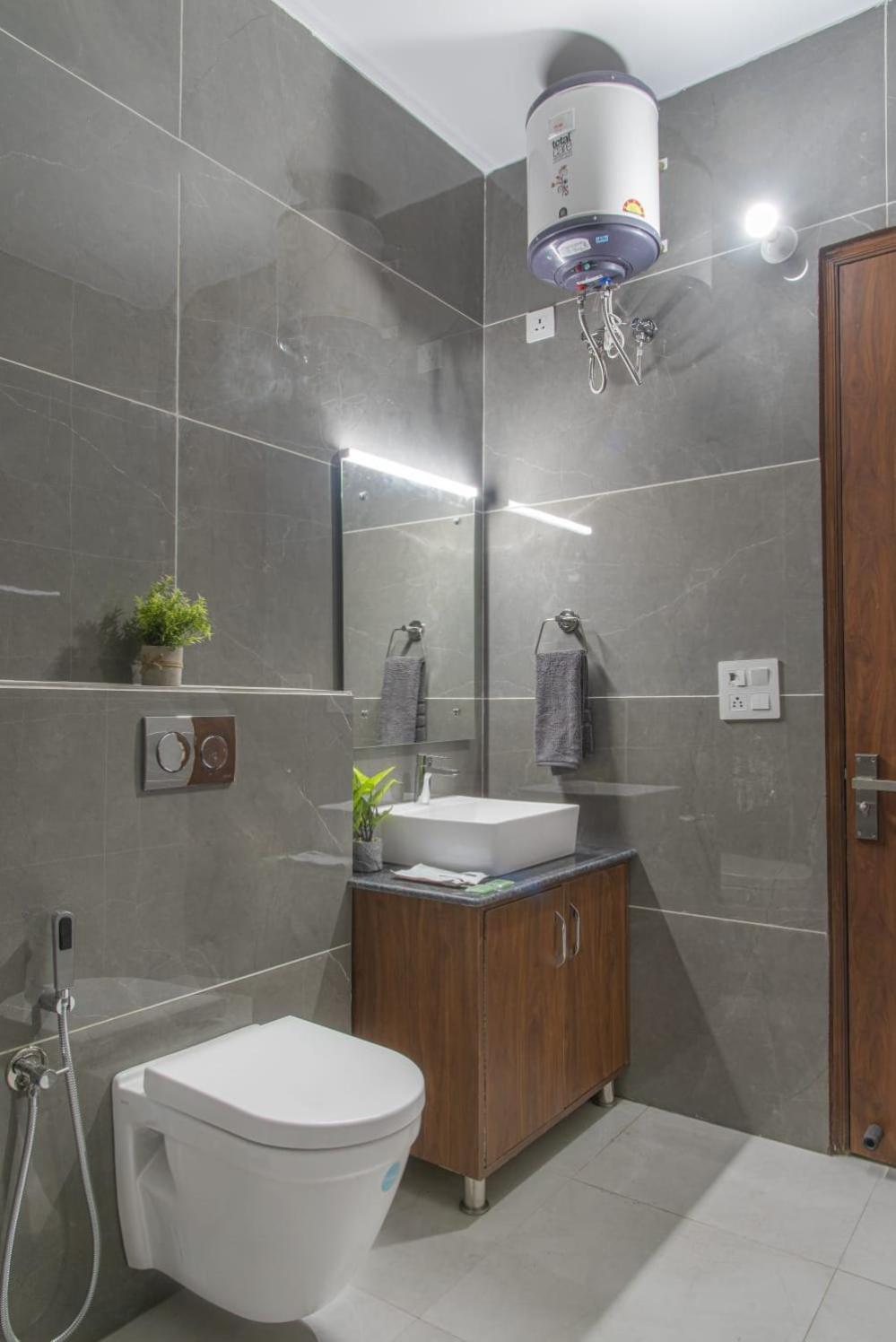 Host Jatin Mountain Crest Kasauli 7Oi827O7O3 Apartment ภายนอก รูปภาพ